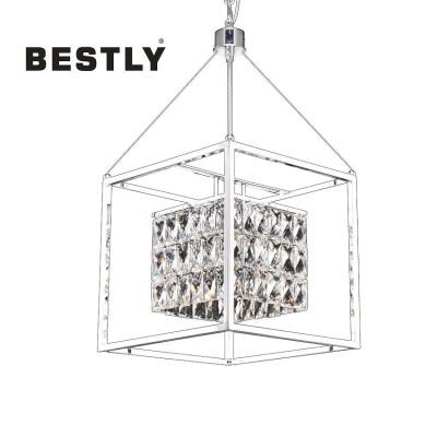 Kristalshengilampi í nútíma stíl